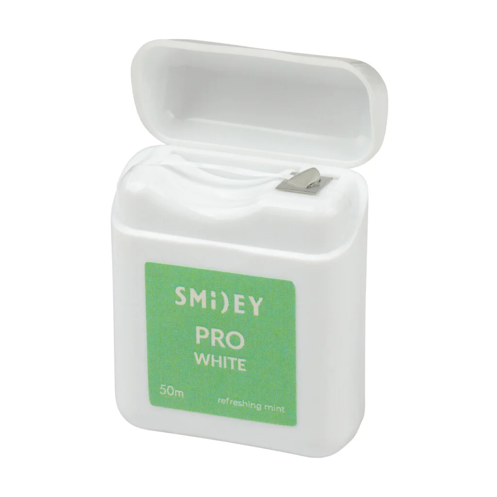 Smiley nic dentystyczna Pro White refreshing mint otwarte opakowanie