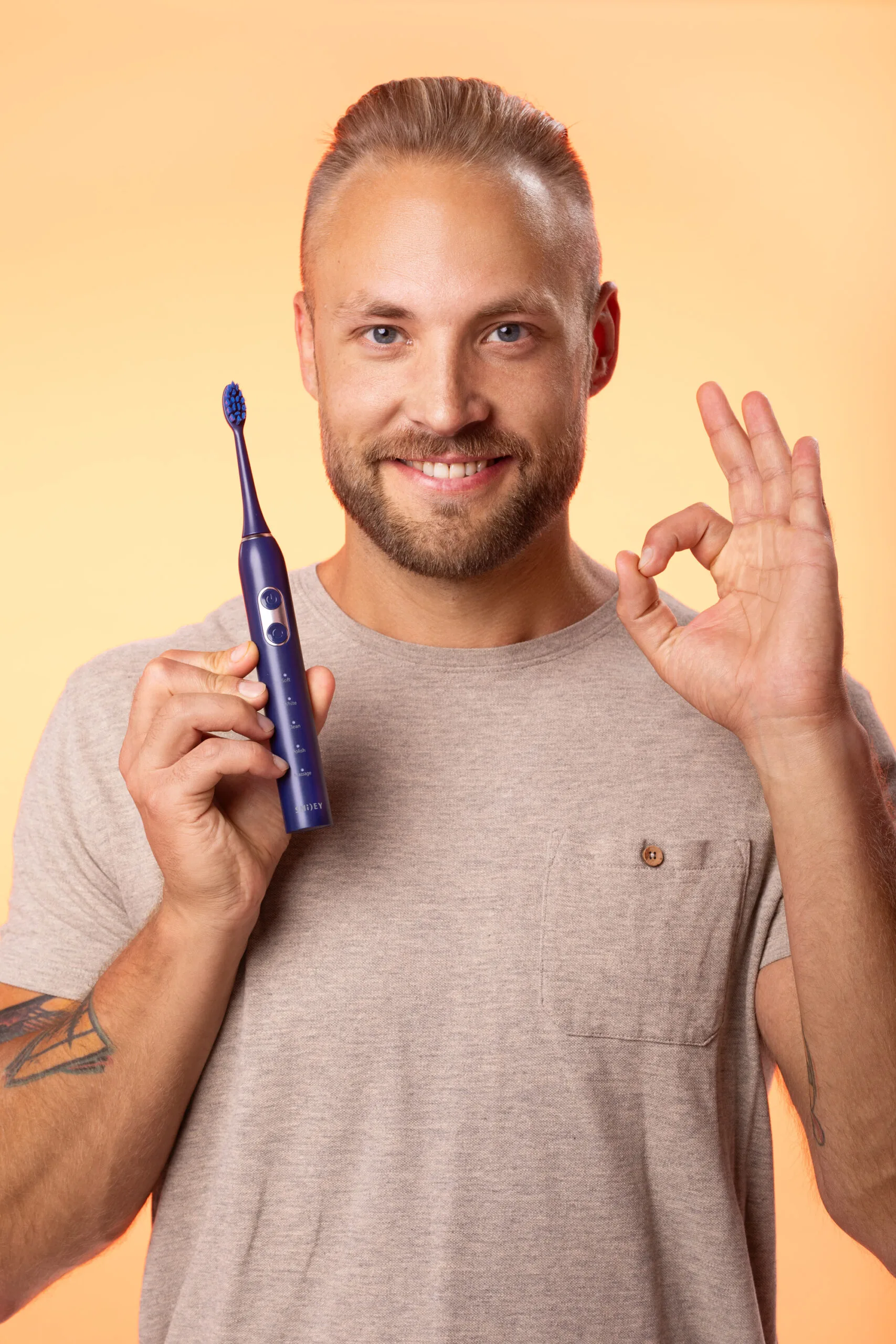 Szczoteczka Soniczna Smiley Plus Granatowa+ Etui + Pasta Węglowa - obrazek 2